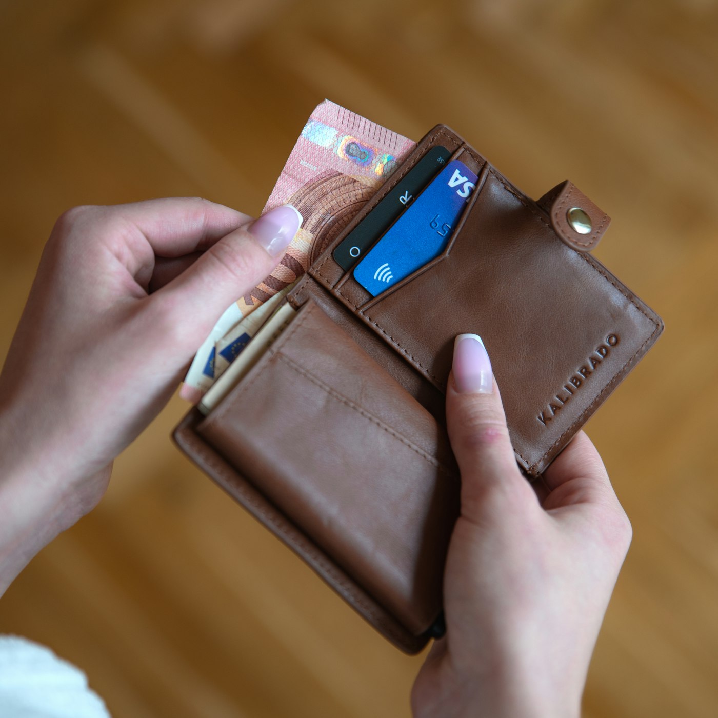 Leather card holder